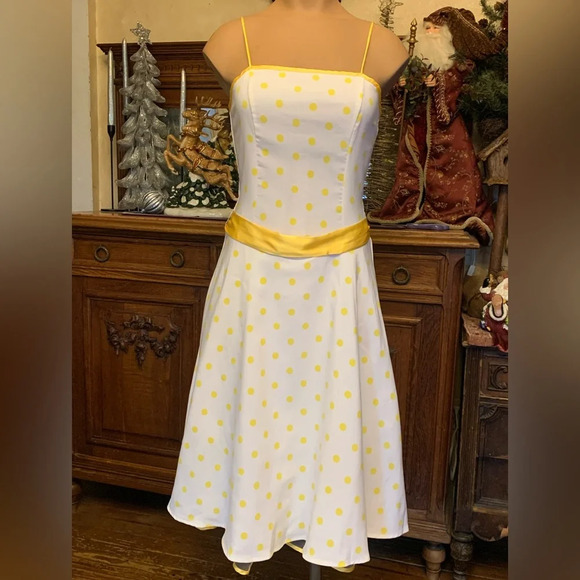 Vintage 90s B. Darlin Yellow Polka Dot Sundress 5/6 - Picture 1 of 7